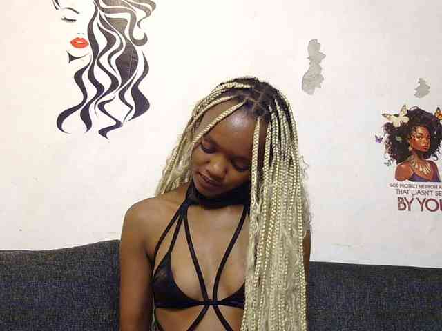 FlirtyAngels webcam