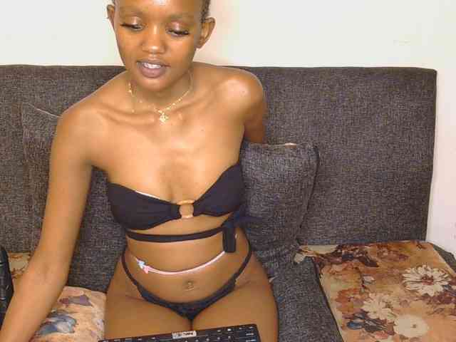 FlirtyAngels webcam