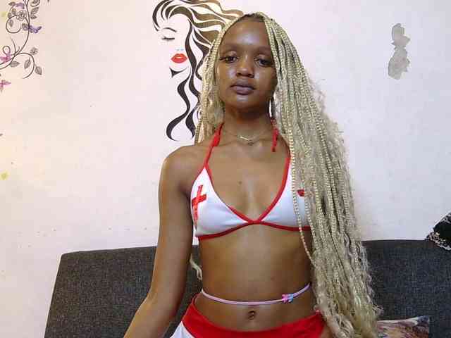 FlirtyAngels webcam