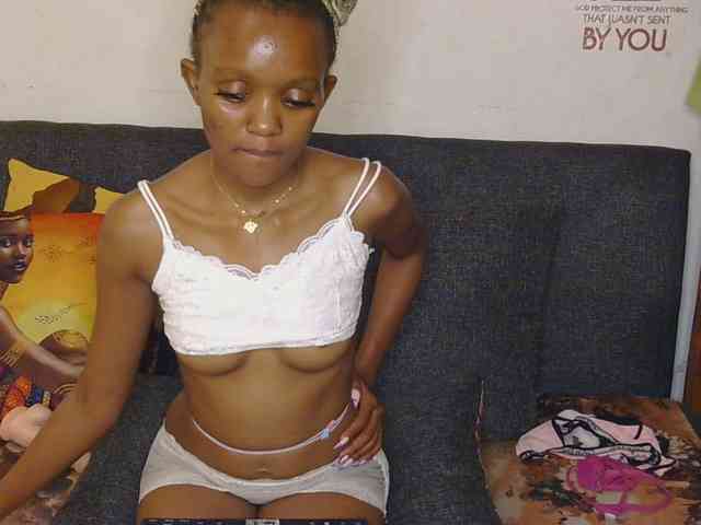 FlirtyAngels webcam
