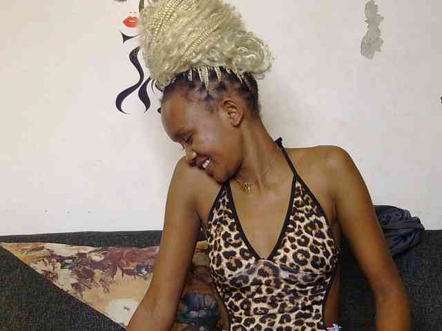 FlirtyAngels webcam