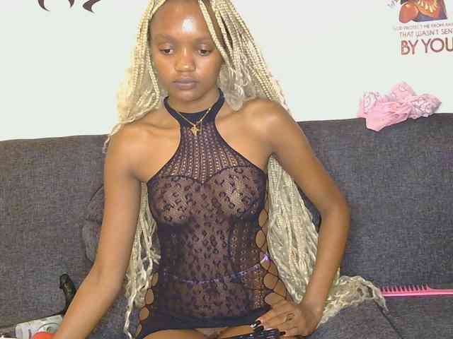 FlirtyAngels webcam
