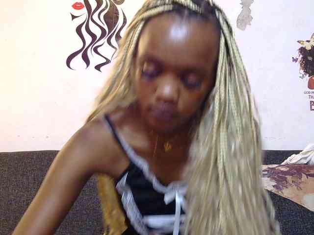 FlirtyAngels webcam