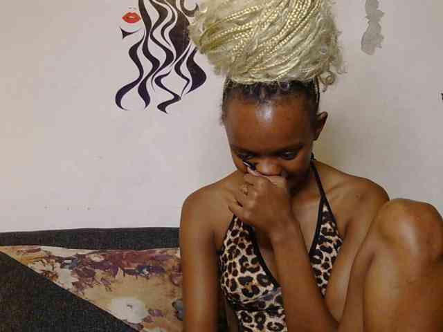 FlirtyAngels webcam