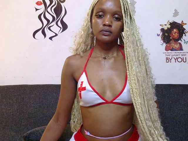 FlirtyAngels webcam