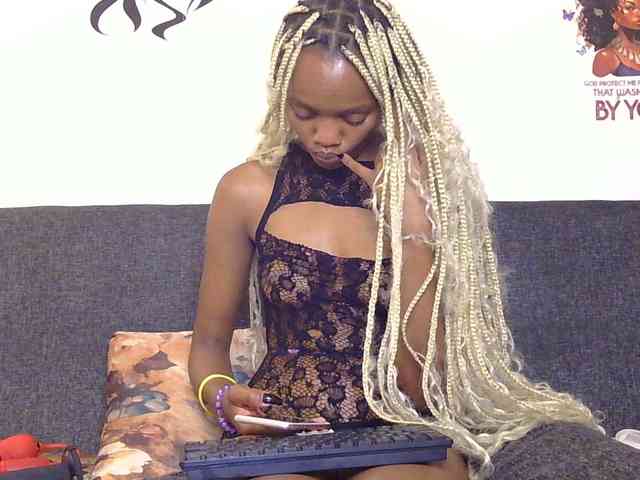 FlirtyAngels webcam