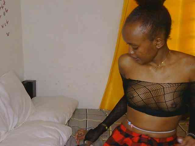 FlirtyAngels webcam