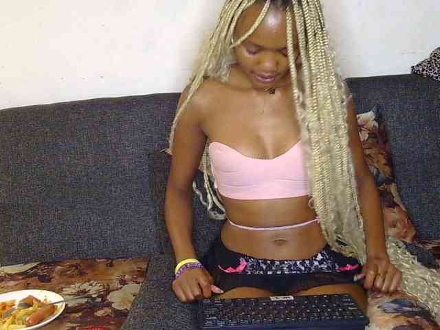 FlirtyAngels webcam
