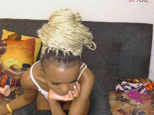 FlirtyAngels webcam
