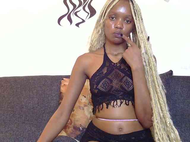 FlirtyAngels webcam