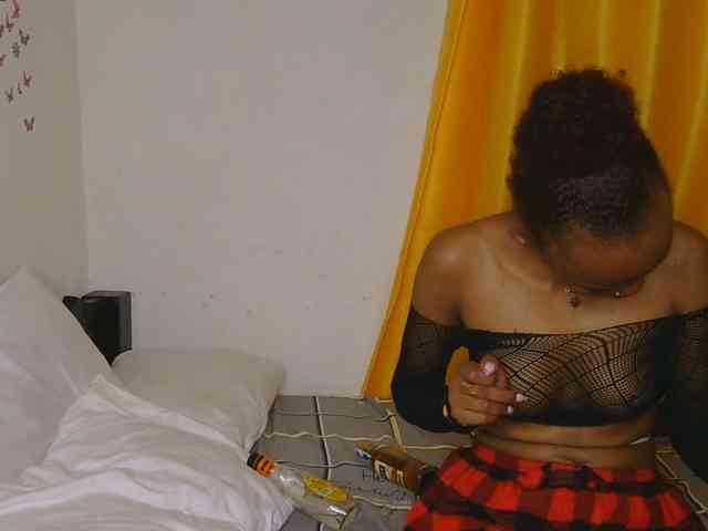 FlirtyAngels webcam