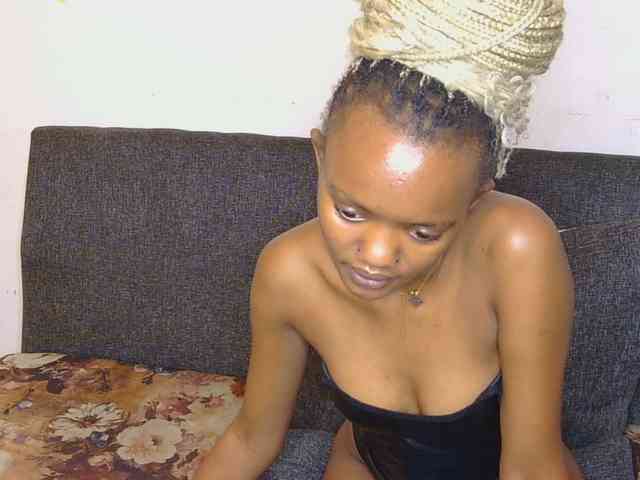 FlirtyAngels webcam