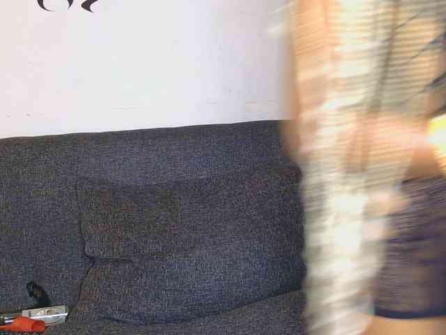 FlirtyAngels webcam