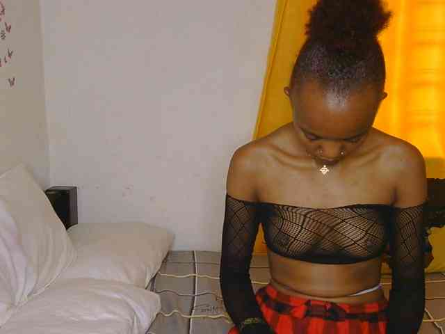 FlirtyAngels webcam