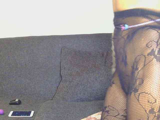 FlirtyAngels webcam