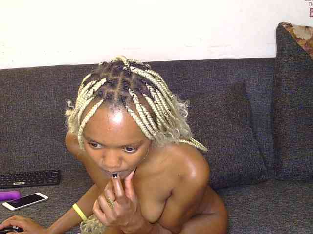 FlirtyAngels webcam