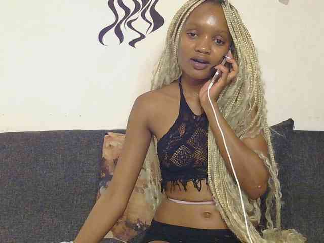 FlirtyAngels webcam