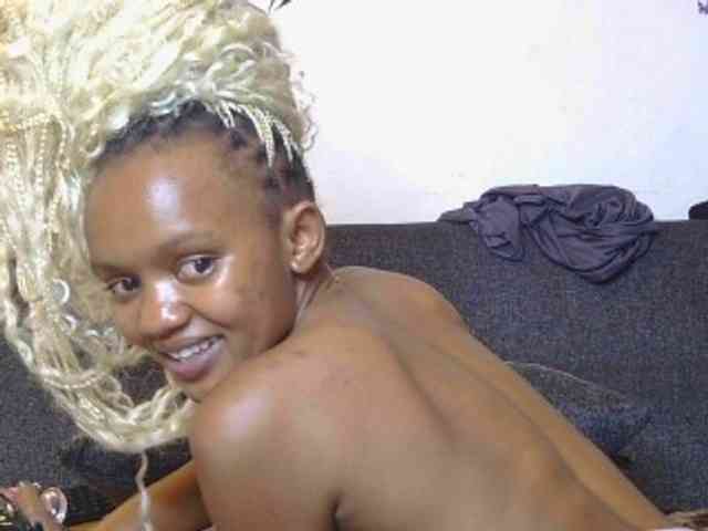 FlirtyAngels webcam
