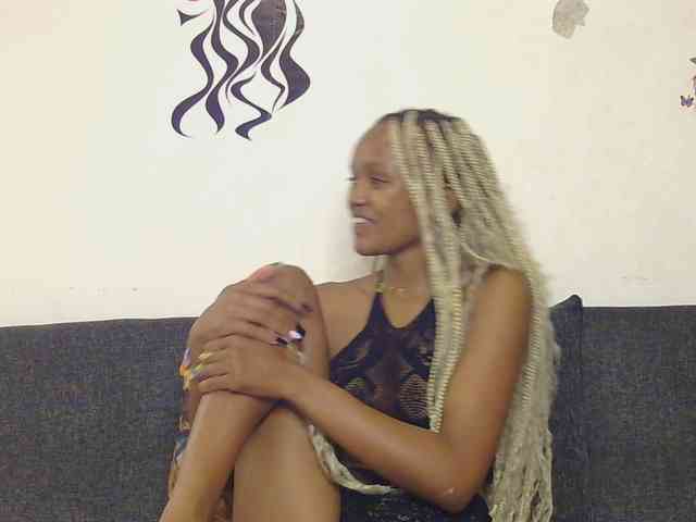 FlirtyAngels webcam