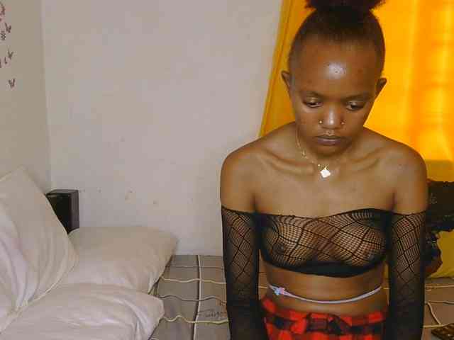 FlirtyAngels webcam