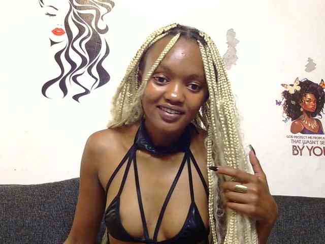 FlirtyAngels webcam
