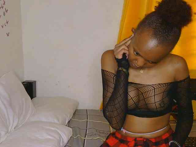 FlirtyAngels webcam