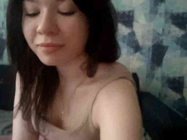 YettaPlanty Live Webcam on BongaCams