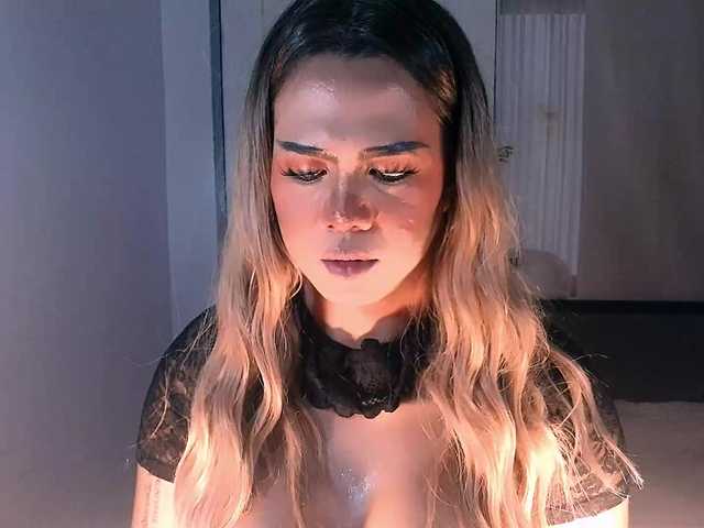 VelvetTransX live webcam show