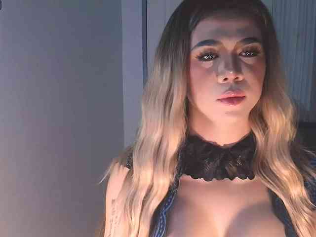 VelvetTransX Sex Cam Show