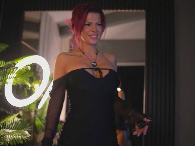CamillaStarrX live cam