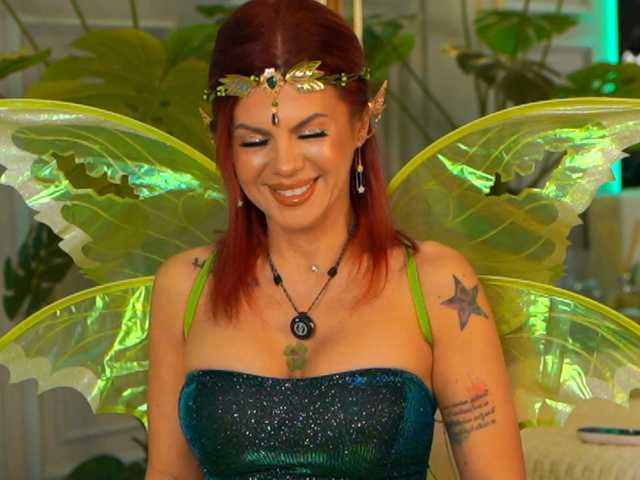CamillaStarrX live cam on BongaCams