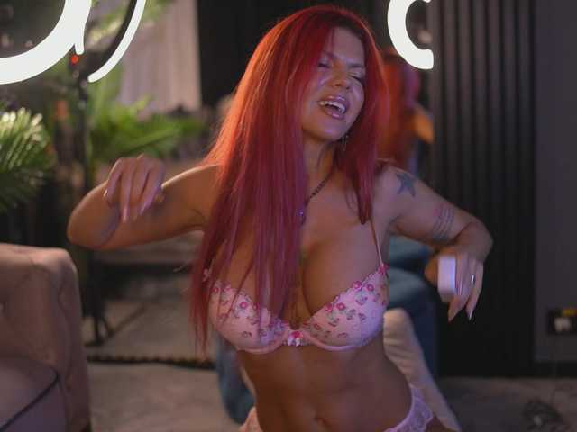 CamillaStarrX live cam on BongaCams