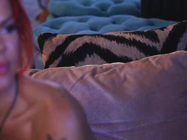CamillaStarrX live cam on BongaCams