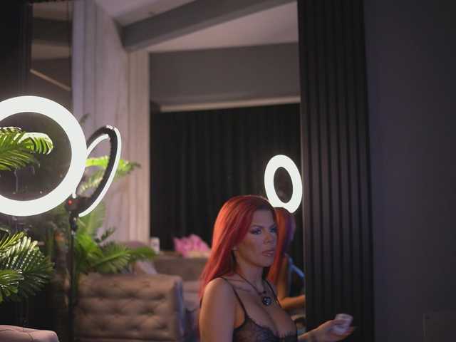 CamillaStarrX live cam on BongaCams
