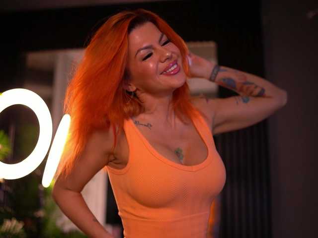 CamillaStarrX live cam on BongaCams