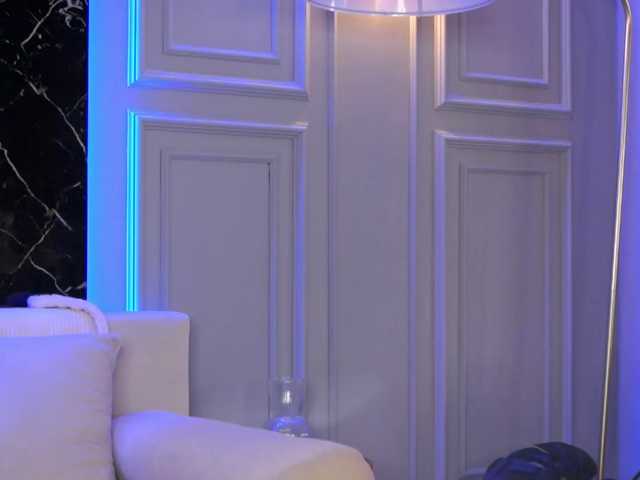 CamillaStarrX live cam
