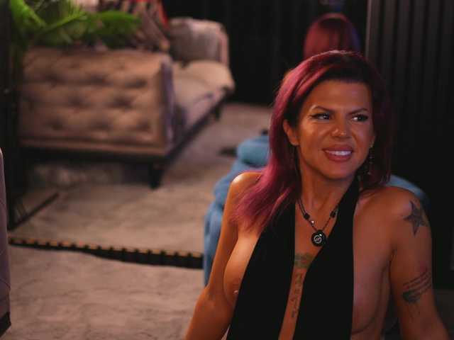 CamillaStarrX live cam on BongaCams