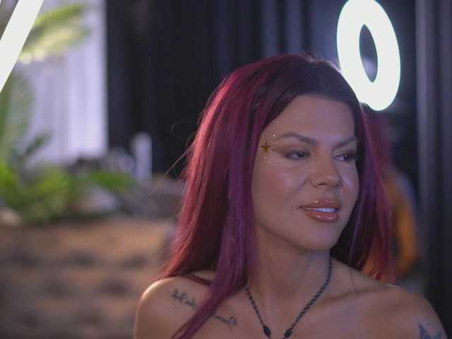 CamillaStarrX live cam on BongaCams