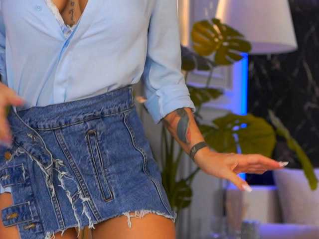 CamillaStarrX live cam on BongaCams