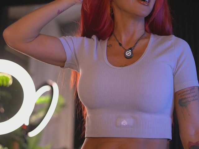 CamillaStarrX live cam on BongaCams