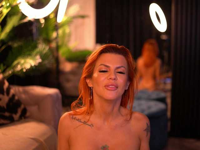 CamillaStarrX live cam on BongaCams