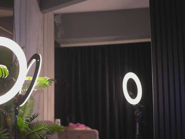 CamillaStarrX live cam on BongaCams