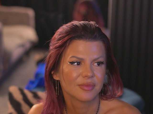 CamillaStarrX live cam on BongaCams