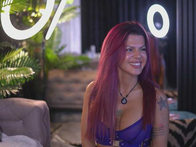 CamillaStarrX live cam on BongaCams