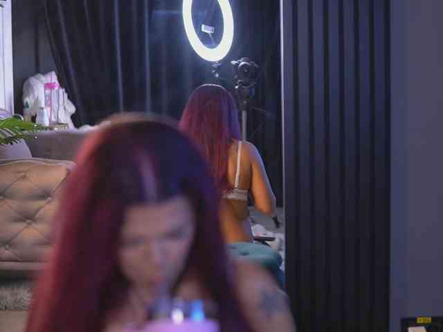 CamillaStarrX webcam