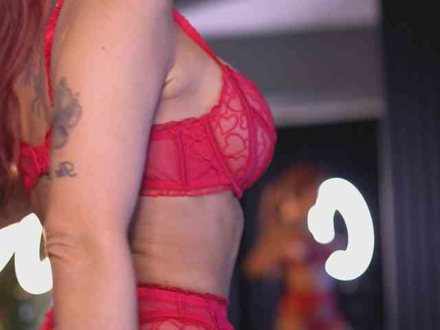 CamillaStarrX webcam
