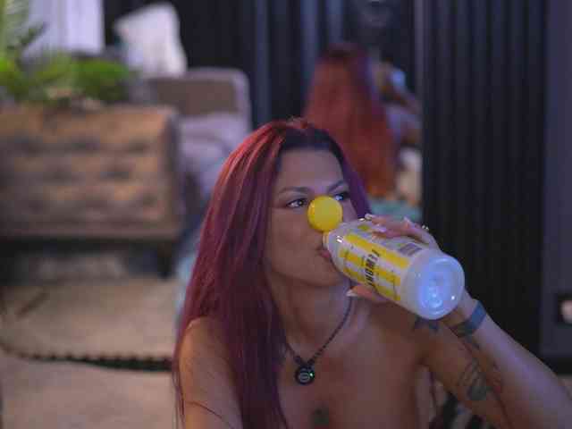 CamillaStarrX webcam