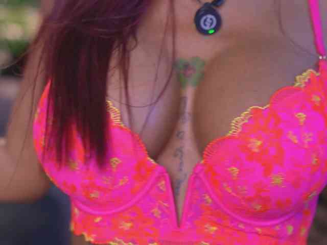 CamillaStarrX webcam