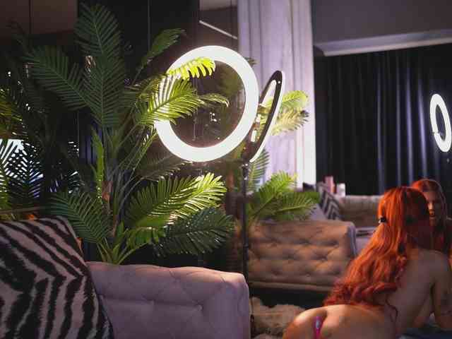 CamillaStarrX webcam