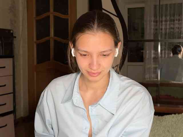 VikiSweetsssssss webcam